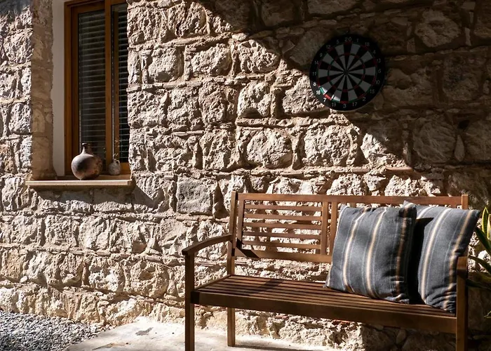 Gaia Residence, Peristerona, Polis Chrysochous * Paphos