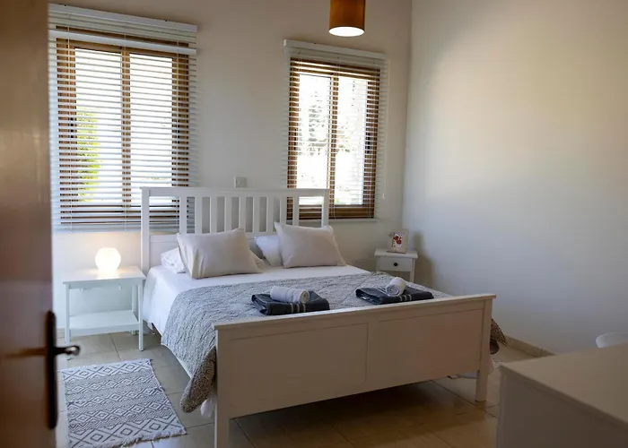 Gaia Residence, Peristerona, Polis Chrysochous