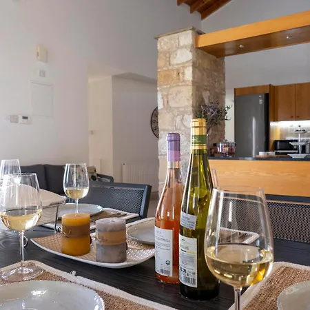 Gaia Residence, Peristerona, Polis Chrysochous * Paphos