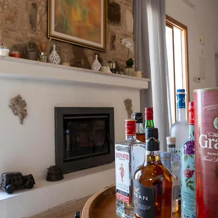 Gaia Residence, Peristerona, Polis Chrysochous * Paphos